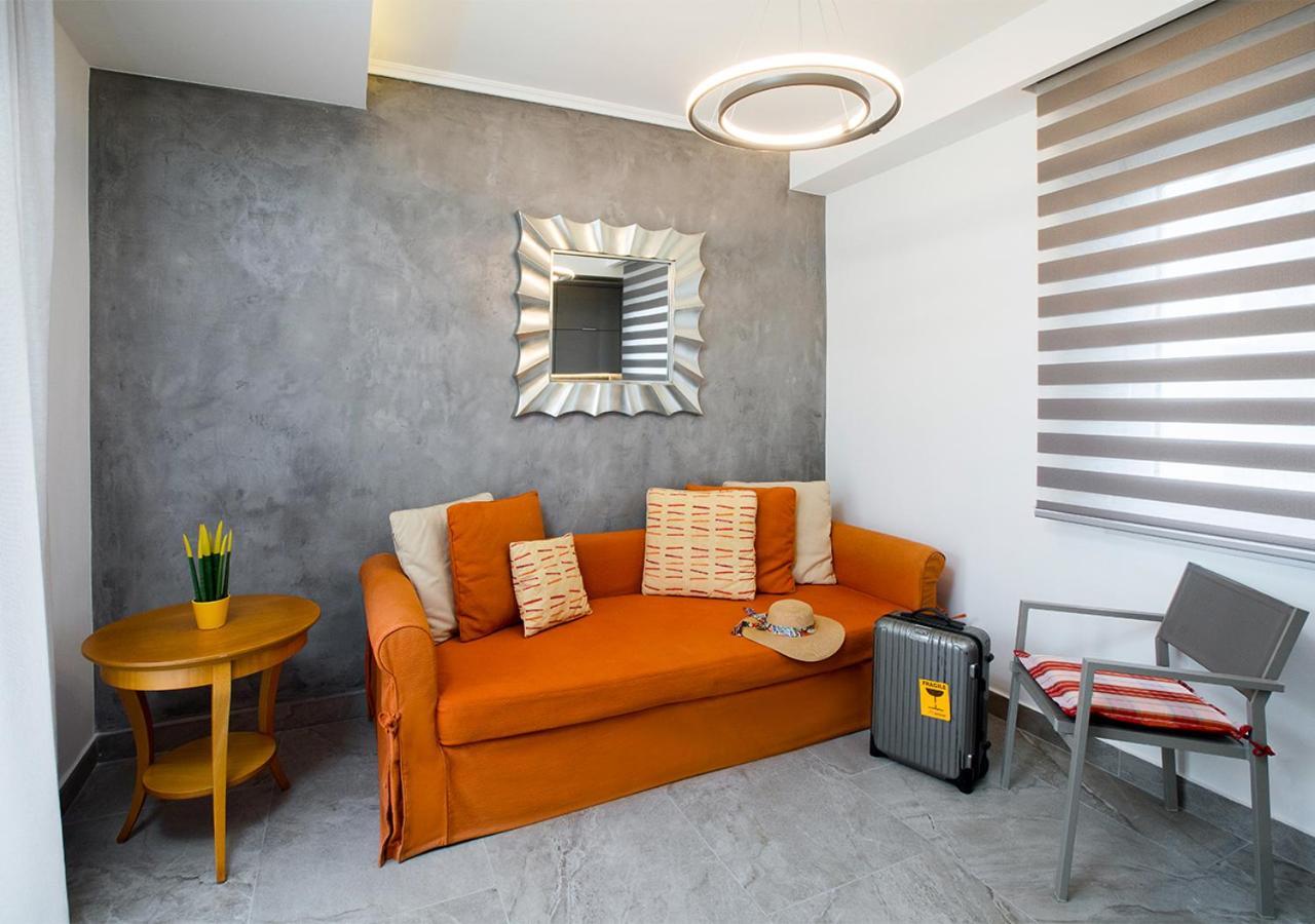 Sun Residence Exclusive Seaside Suites Polychrono Exterior foto