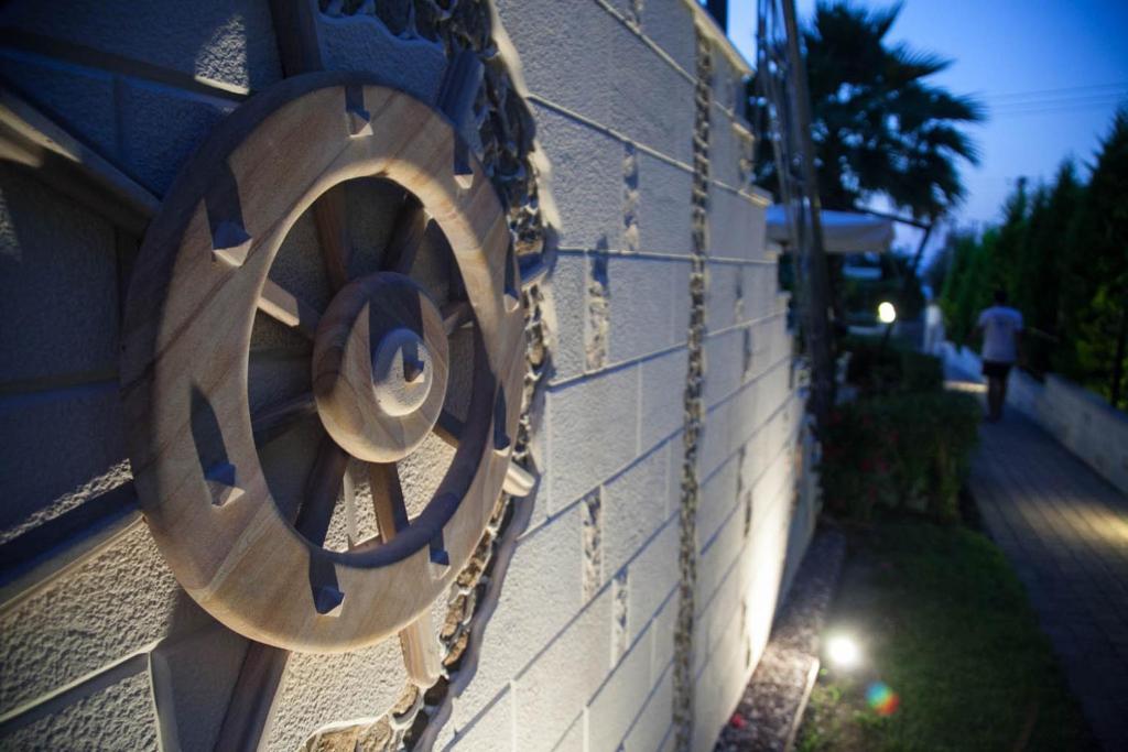 Sun Residence Exclusive Seaside Suites Polychrono Exterior foto